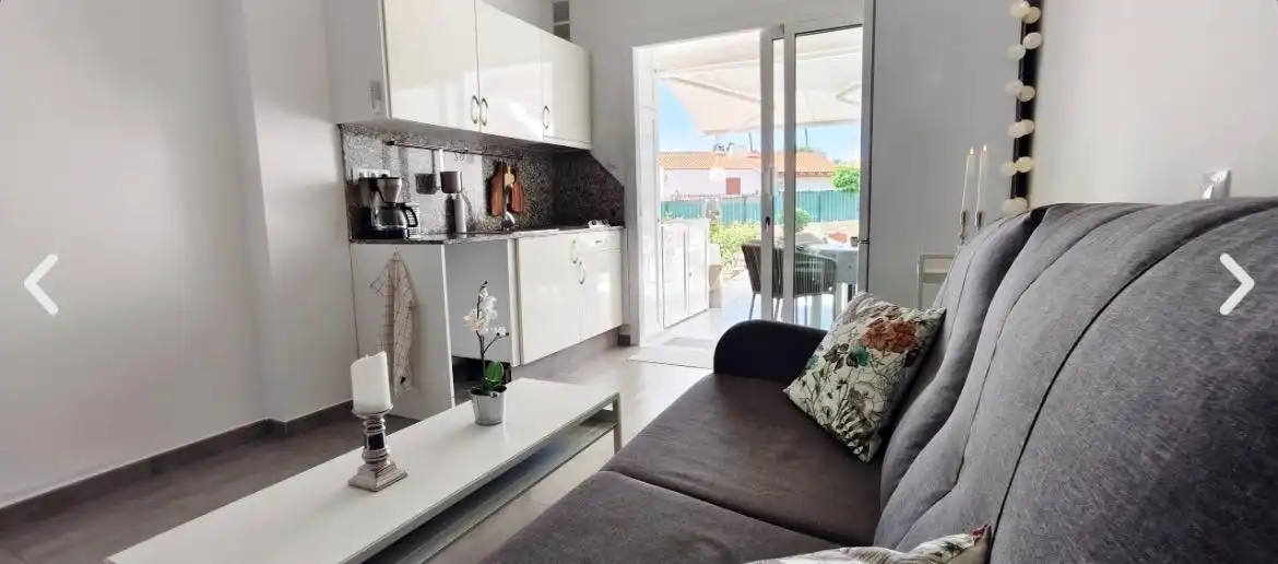 Study for rent in Avenida de Tenerife, Playa del Inglés