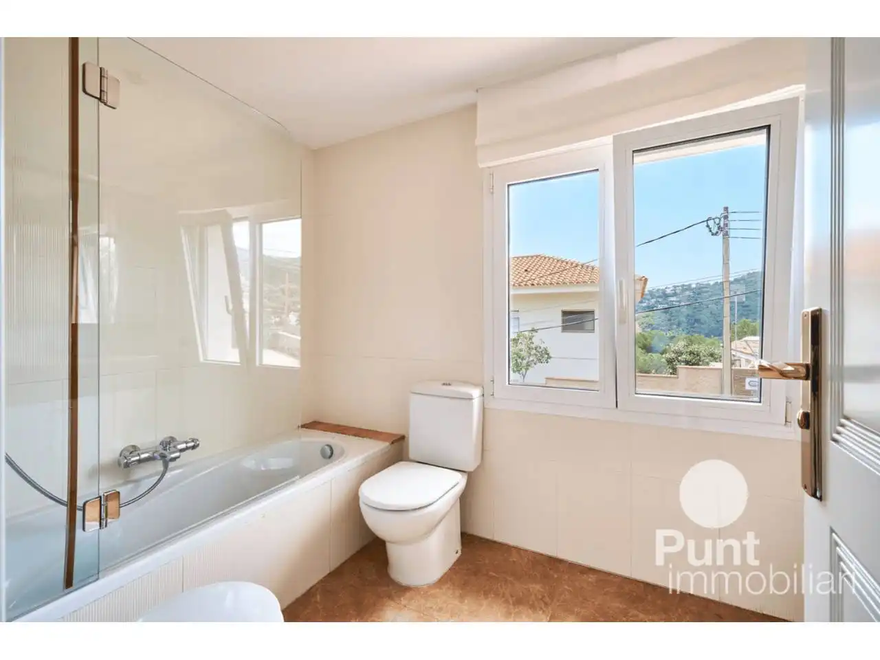 Baño de Casa o chalet en venta en Premià de Dalt con Aire acondicionado, Calefacción y Jardín privado