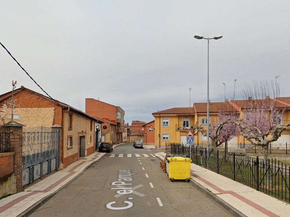 Vista exterior de Residencial en venda en Valverde de la Virgen