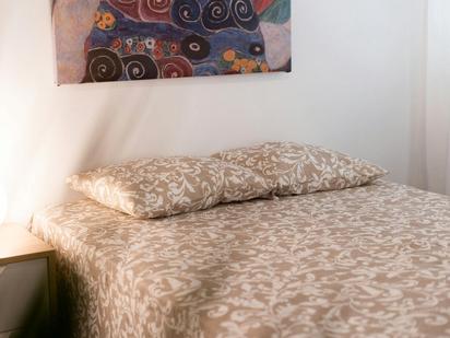 Bedroom of Flat to share in  Valencia Capital  with Air Conditioner, Furnished and Washing machine