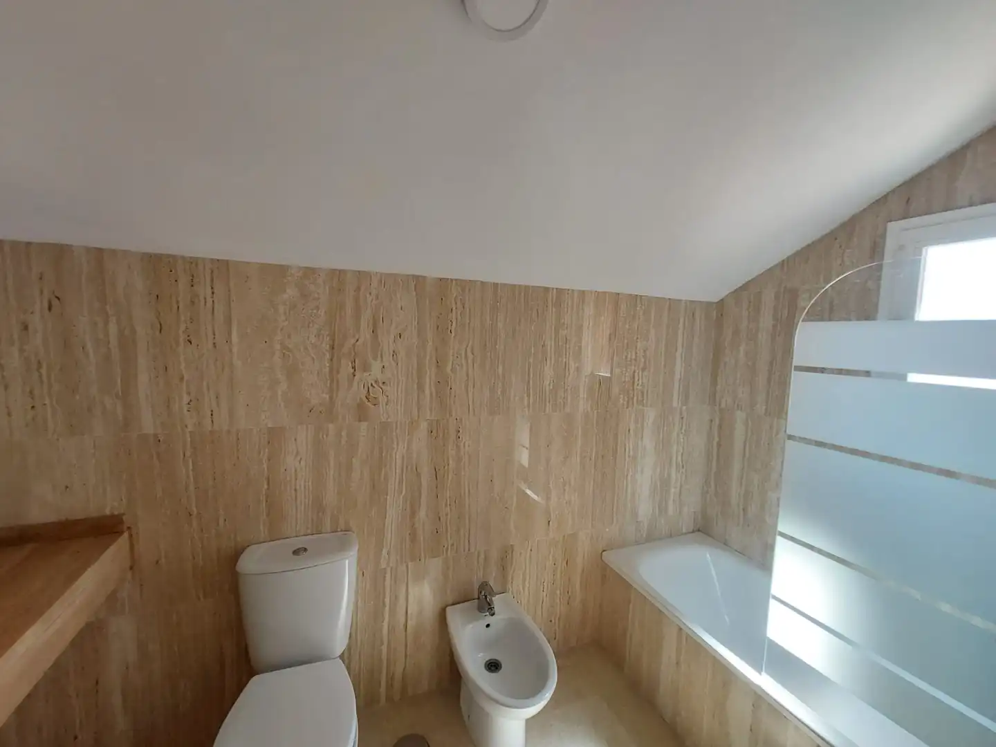 Baño de Dúplex en venta en Marbella con Aire acondicionado y Terraza