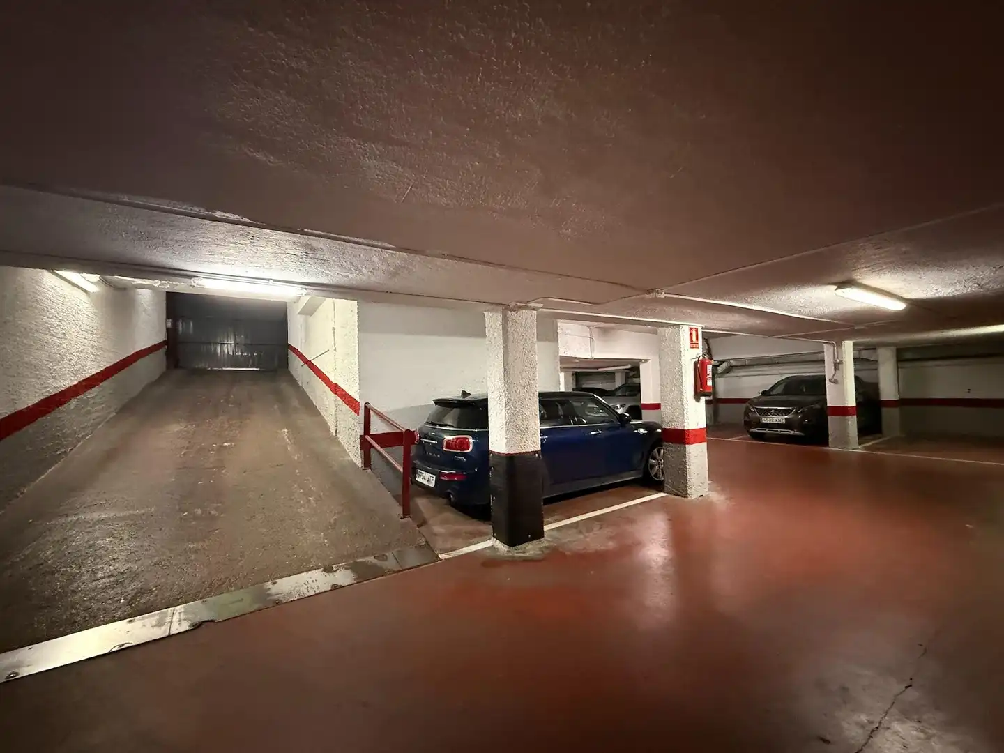 Parking de Piso de alquiler en Zaragoza con Aire acondicionado, Calefacción y Parquet