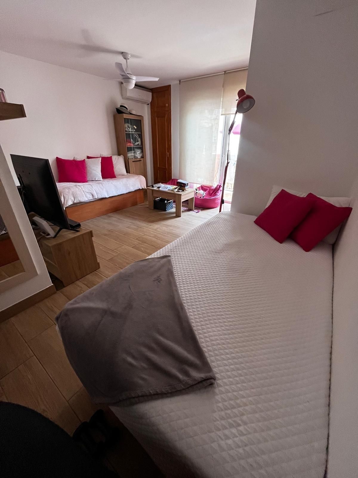 Dormitori de Estudi en venda en Roquetas de Mar amb Aire condicionat i Terrassa