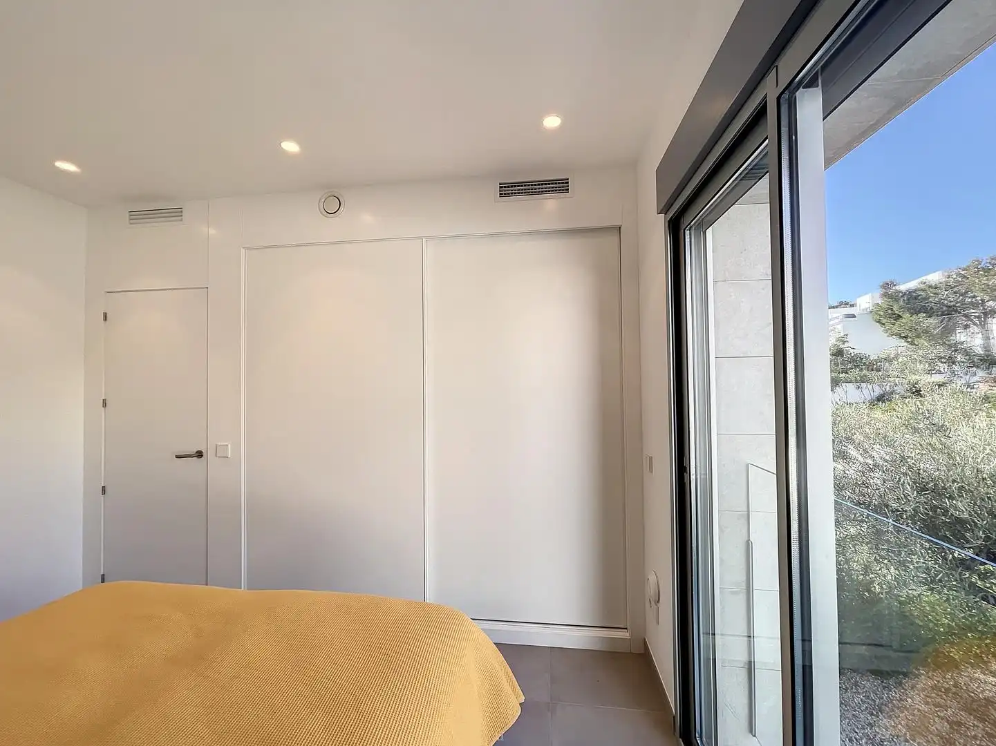 Chalet con piscina en venta en Cumbre del Sol, imagen 28
