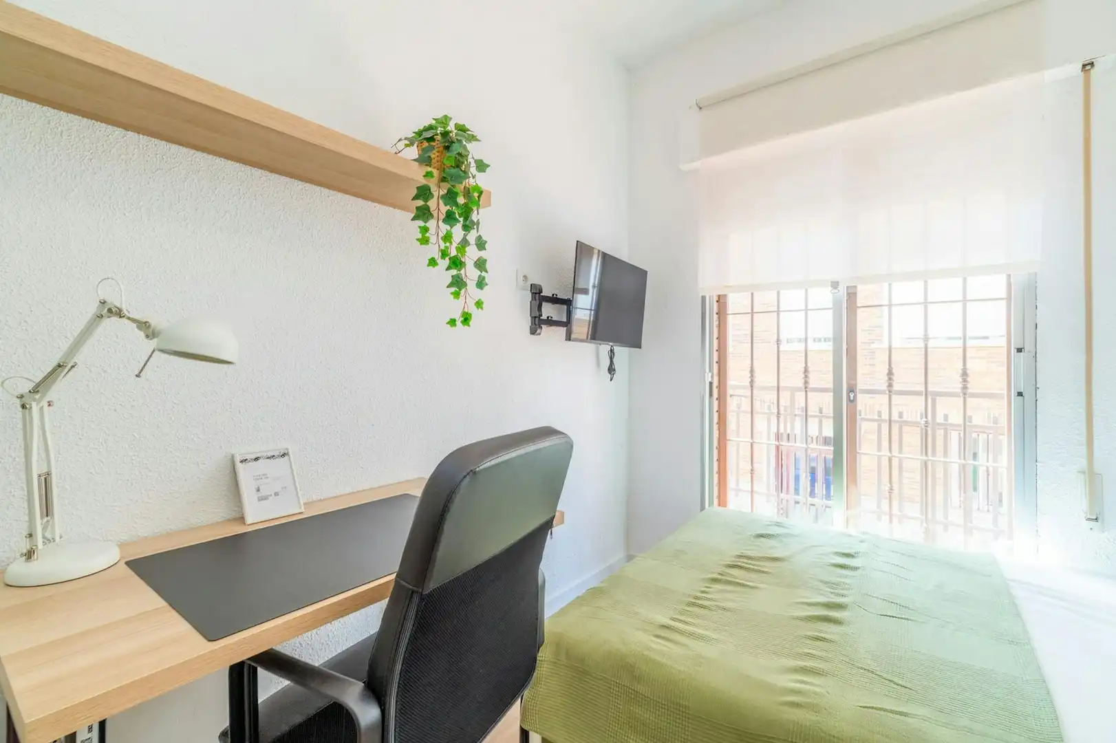 Bedroom of Flat for share in Getafe  with Heating, Furnished and Washing machine