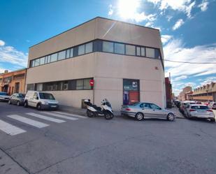 Vista exterior de Nau industrial en venda en Sabadell amb Alarma
