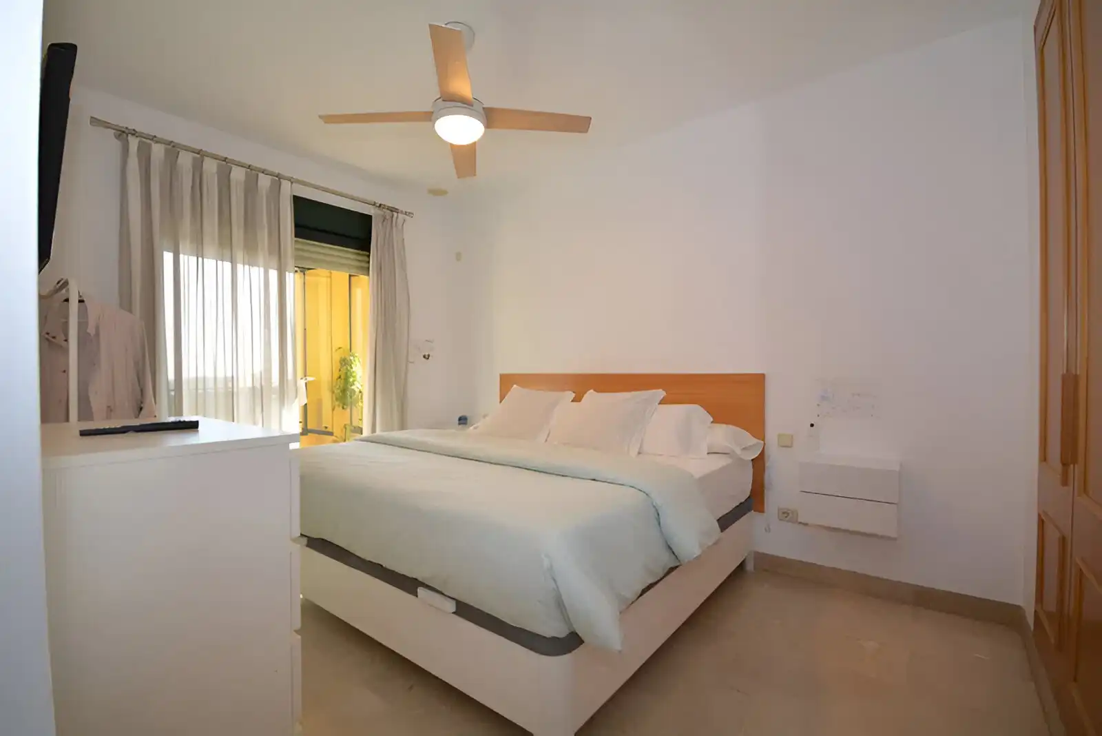 Apartment with pool for sale in San Pedro de Alcántara, imagen 9