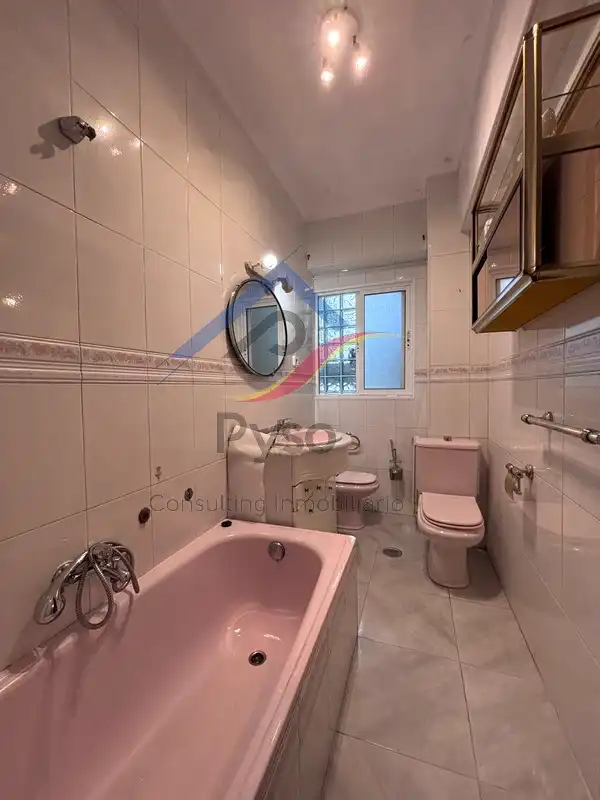 Bathroom of Flat for sale in Santander  with Heating, Parquet flooring and Oven