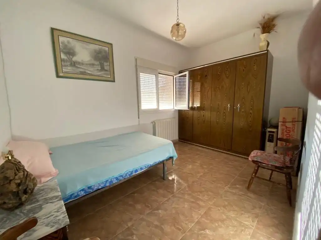 Dormitori de Finca rústica en venda en Alcóntar amb Jardí privat, Traster i Balcó