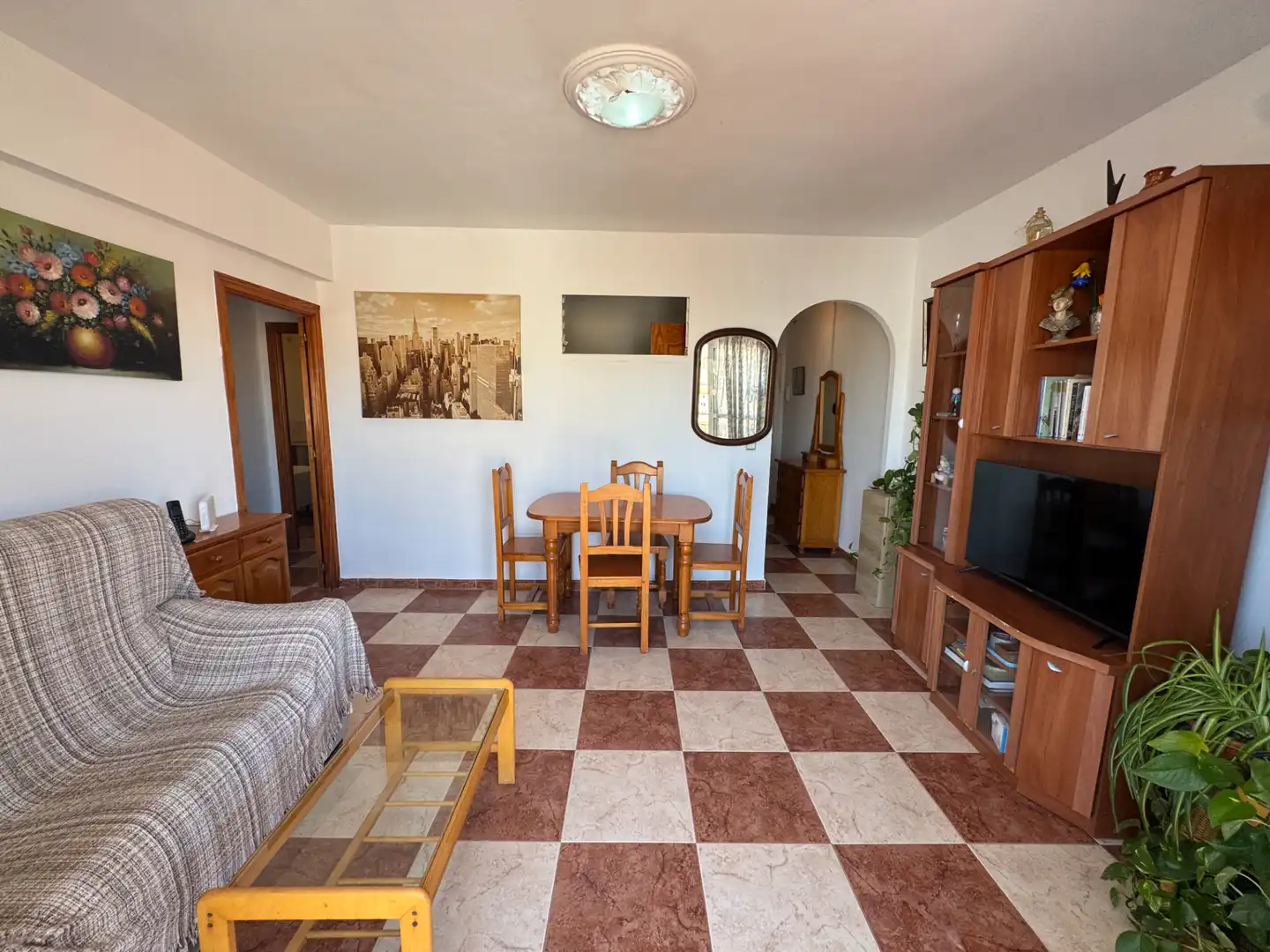 Habitación en Calle Maestro Chapí, Parque Ayala - Jardín de la Abadía - Huelín