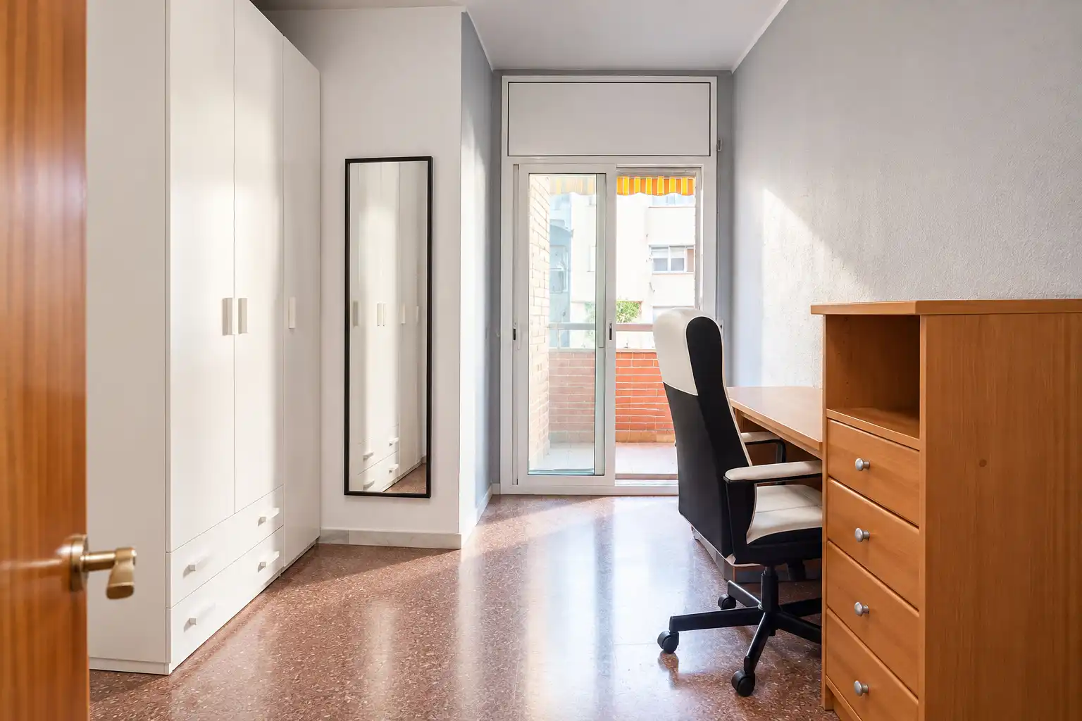 Piso con terraza en venta en Carrer de la Mare de Déu de Port 347, imagen 38
