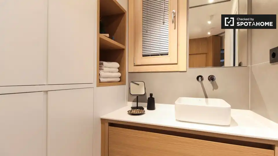Flat with terrace to rent in Eixample, imagen 11