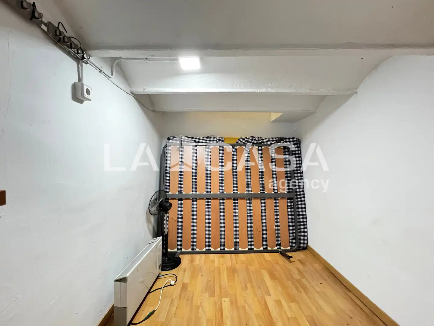 Gewerbefläche zum Verkauf in Carrer de les Monges, imagen 10
