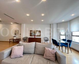 Living room of Flat to rent in  Valencia Capital  with Air Conditioner, Heating and Alarm