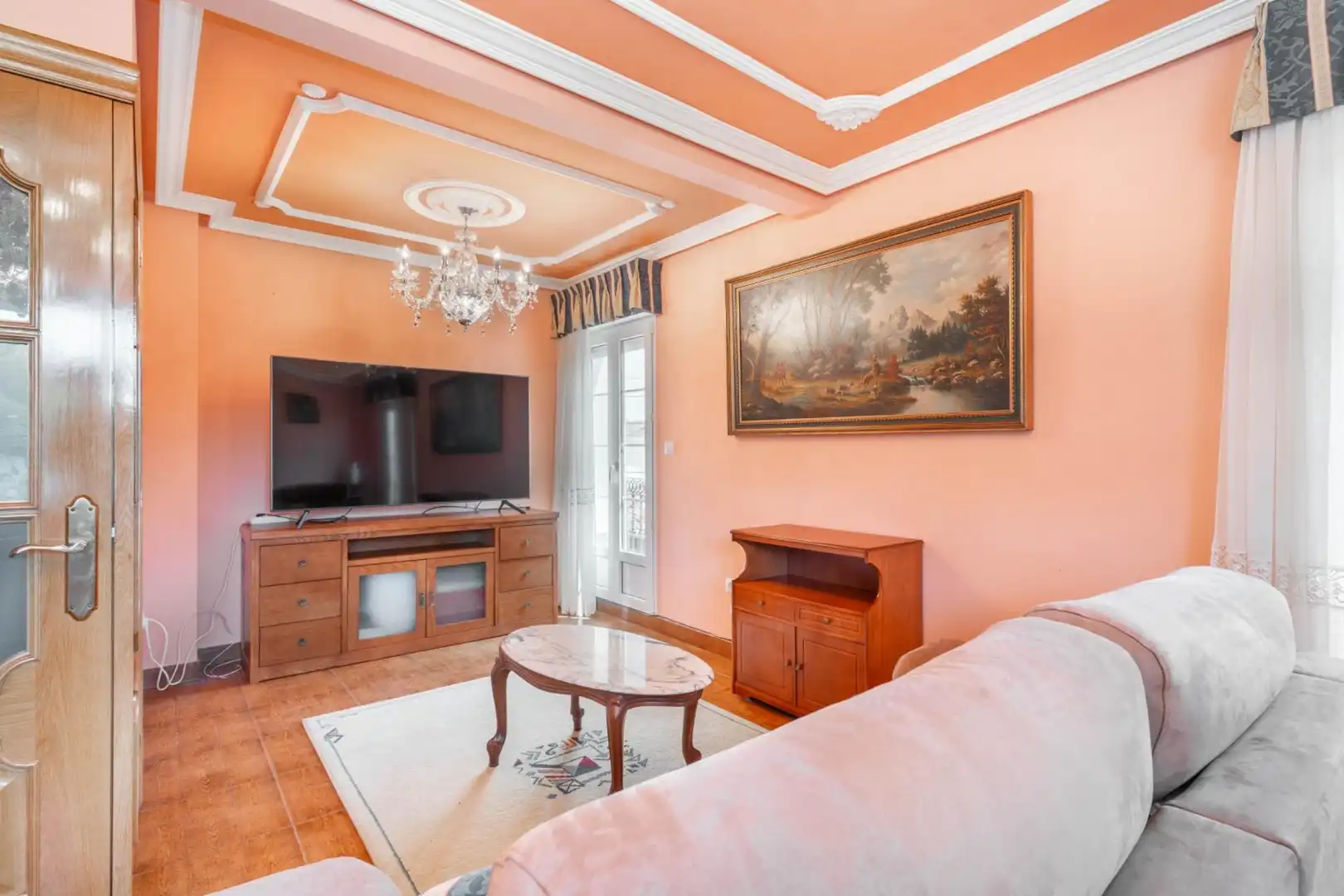 Sala d'estar de Casa o xalet en venda en Muros de Nalón amb Calefacció, Jardí privat i Terrassa