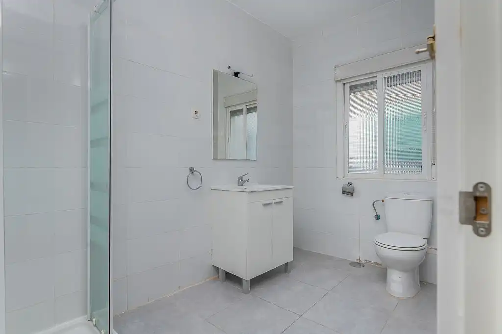 Piso en venta en C/ Albino Hernández Lázaro, imagen 13