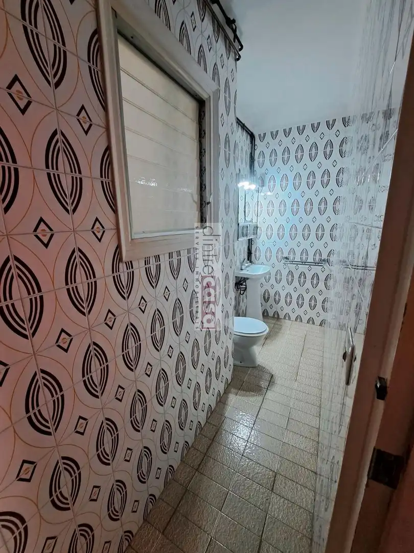 Bany de Pis en venda en Tordera amb Balcó