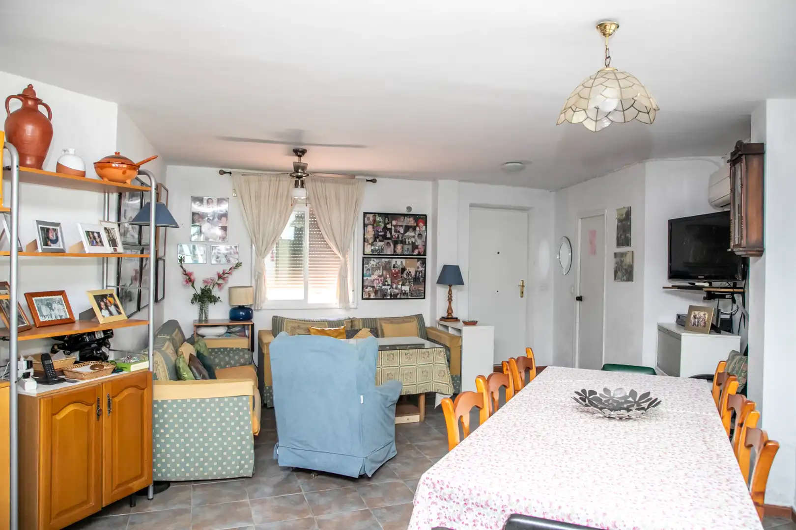 Comedor de Casa o chalet en venta en Castilleja de la Cuesta con Aire acondicionado, Calefacción y Jardín privado