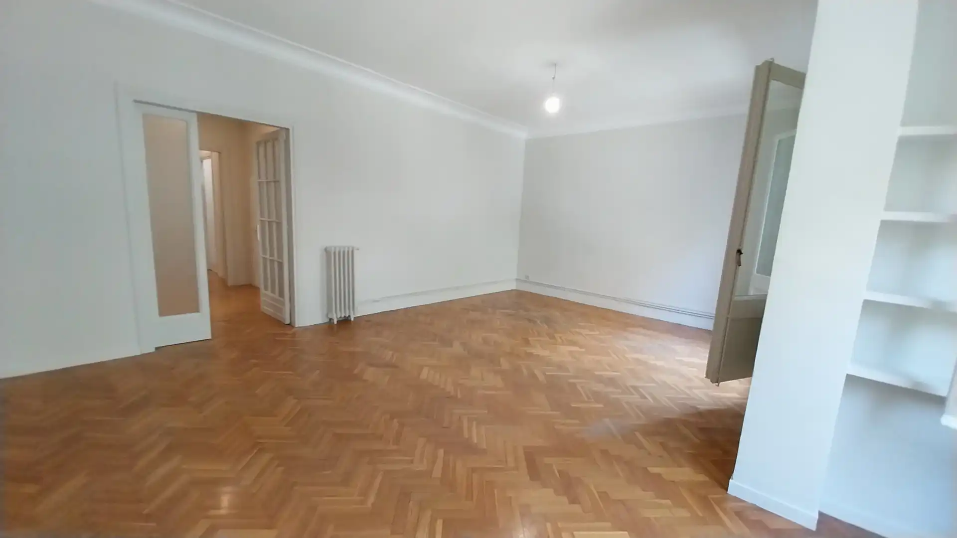 Sala d'estar de Pis de lloguer en Barcelona amb Calefacció, Parquet i Forn