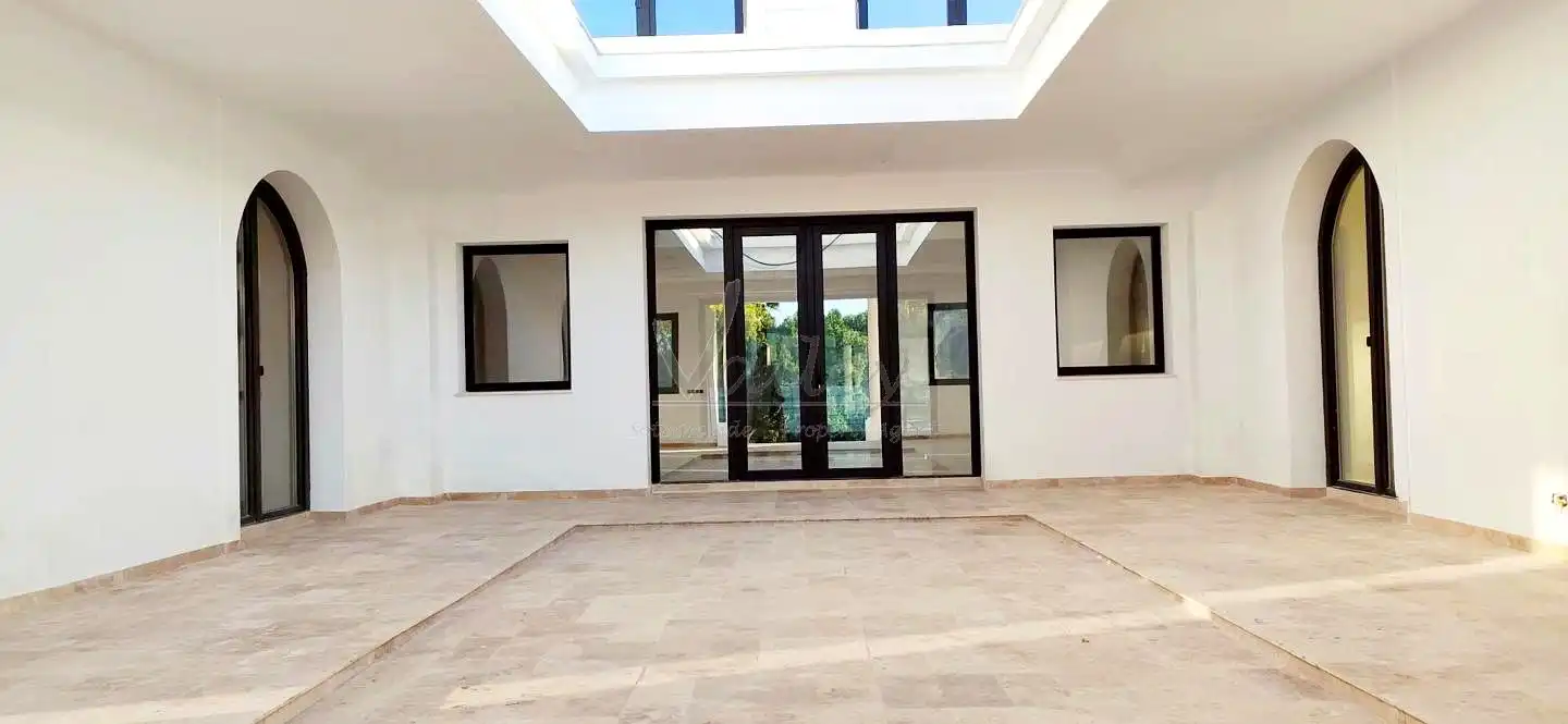 Casa amb piscina en venda a Granada, imagen 3