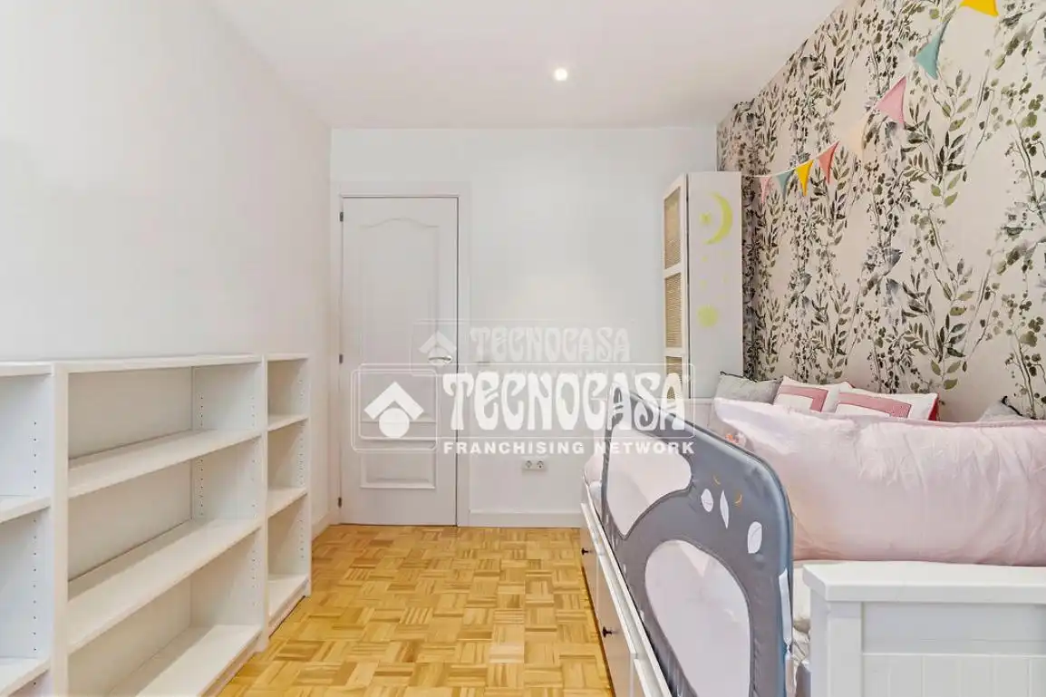 Habitación de Piso en venta en Madrid con Aire acondicionado