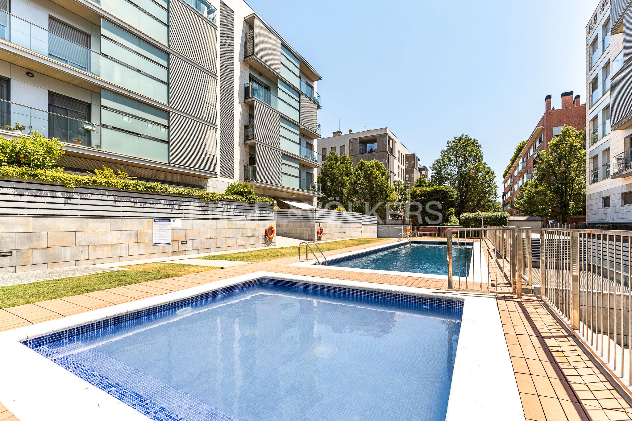 Piscina de Apartamento en venta en Sant Cugat del Vallès con Aire acondicionado, Calefacción y Parquet