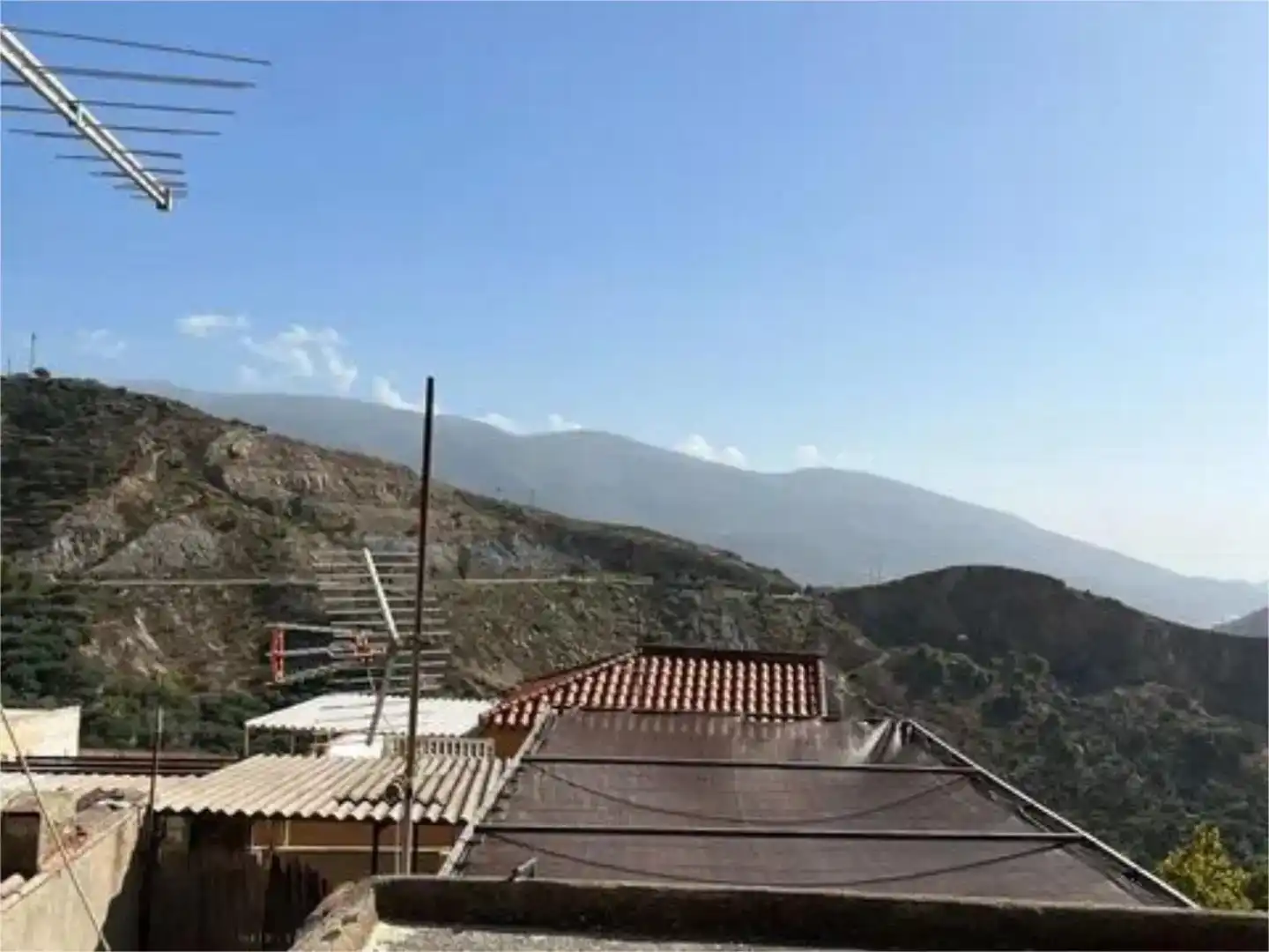 Vista exterior de Piso en venta en Lanjarón con Trastero y Balcón