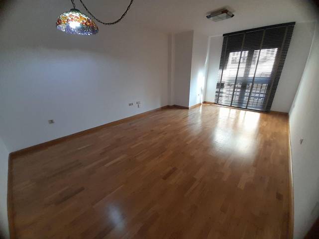 Piso en Alquiler en Perchel Norte