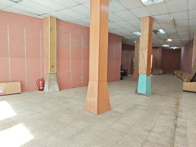 Local comercial en Alquiler en Erribera Kalea, 11 en Casco Viejo