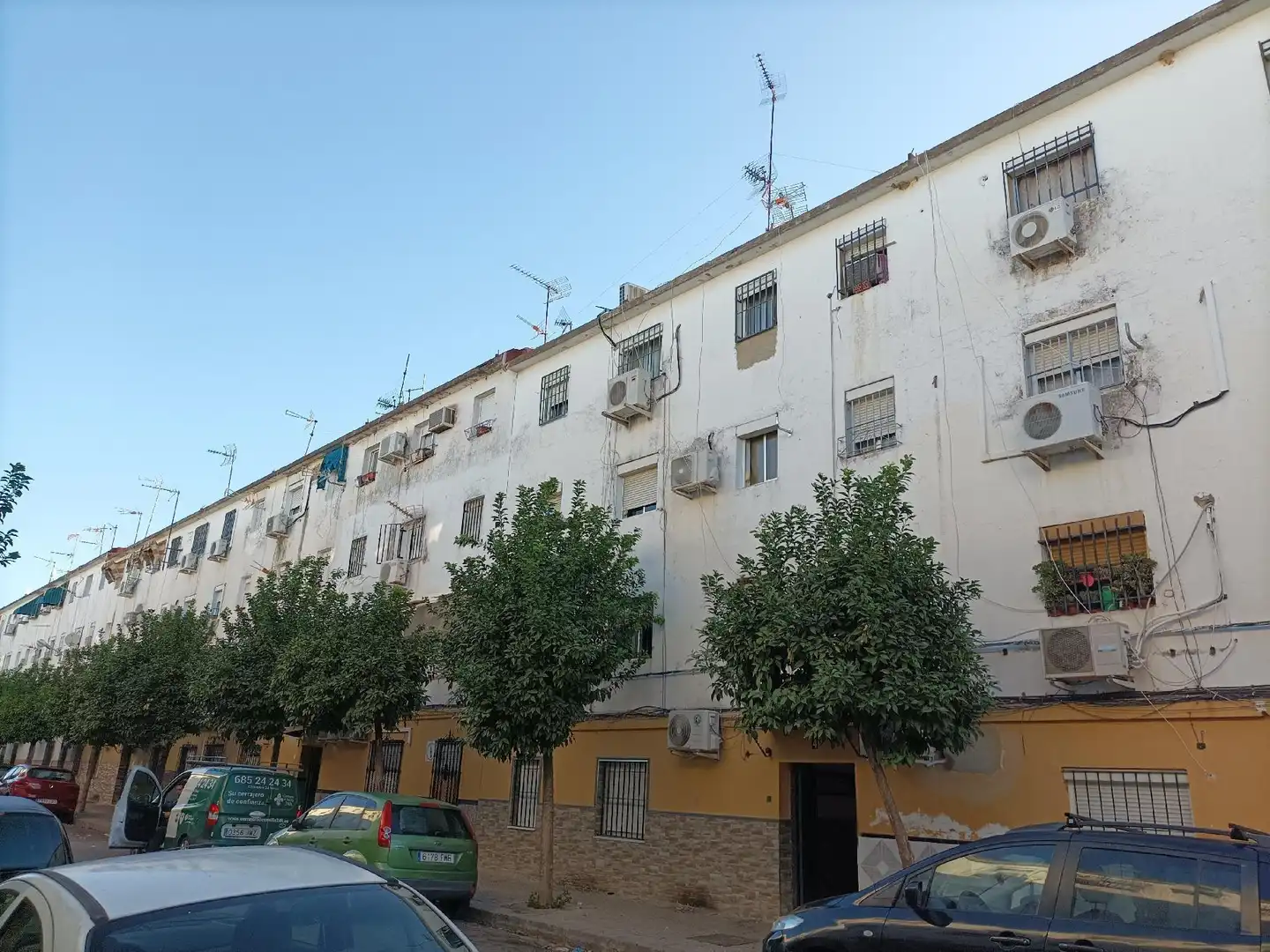 Vista exterior de Piso en venta en Sevilla