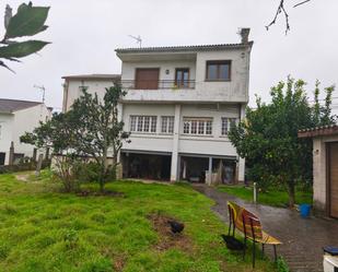 Exterior view of Flat for sale in Vilagarcía de Arousa  with Heating and Private garden