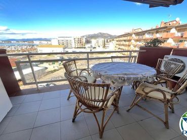 Appartement compact avec ascenseur à vendre à Plaça Carles Fages de Climent