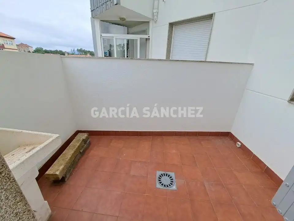 Jardín de Apartamento en venta en Boiro con Calefacción, Amueblado y Horno