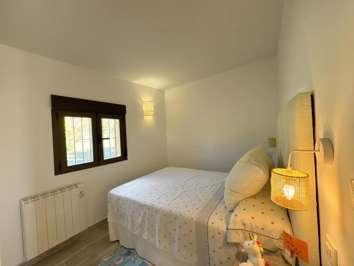 Bedroom of Houses for sale in Candeleda  with Heating, Storage room and Furnished