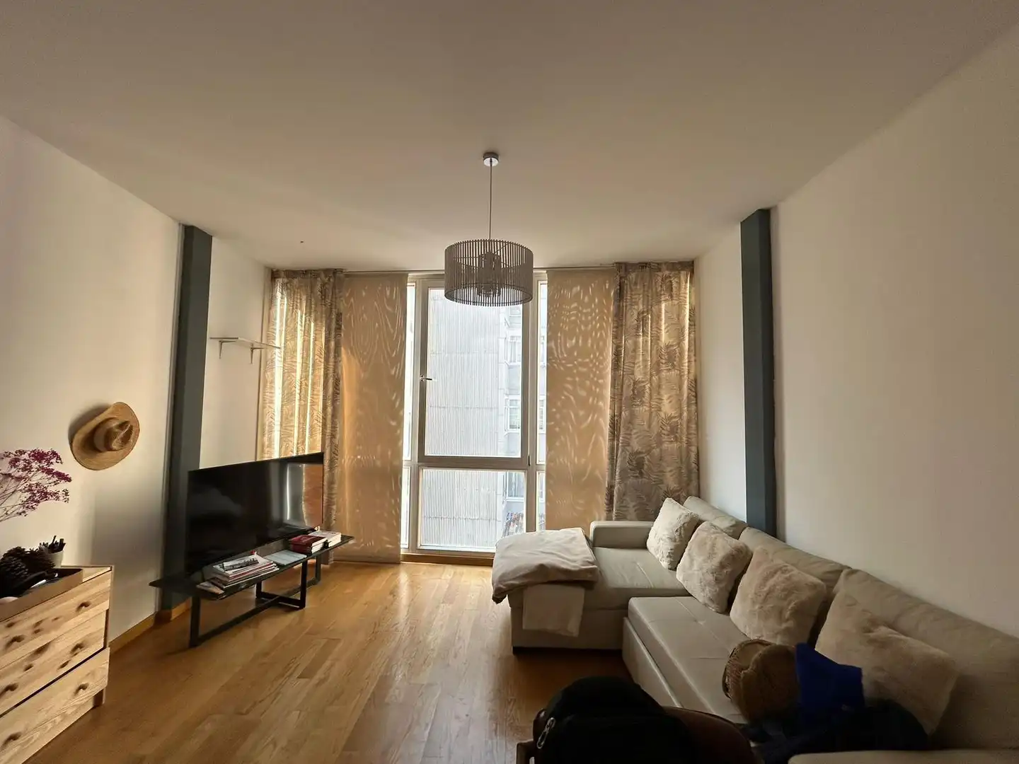 Sala de estar de Piso de alquiler en A Coruña Capital  con Calefacción, Trastero y Amueblado