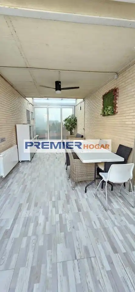 Terrasse von Einfamilien-Reihenhaus zur Miete in Torrejón de Ardoz mit Klimaanlage, Heizung und Privatgarten