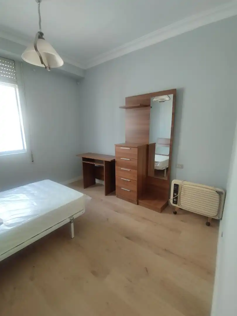 Bedroom of Flat for rent in Ferrol  with Air Conditioner and Furnished