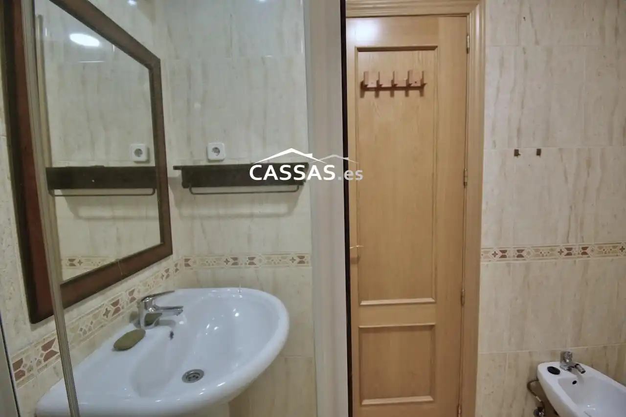 Baño de Planta baja en venta en Torrejón de Ardoz con Aire acondicionado y Piscina comunitaria