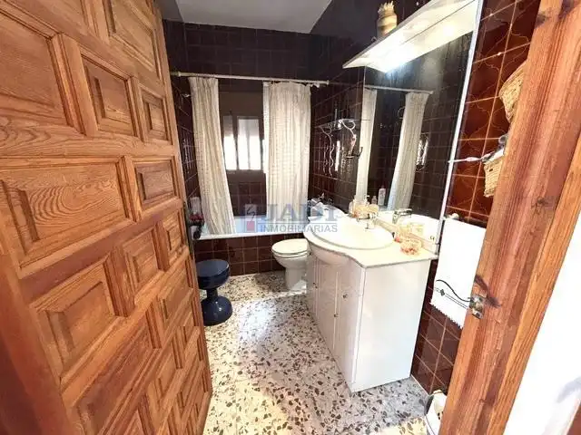 Baño de Casa o chalet en venta en Villamanrique con Terraza, Trastero y Amueblado