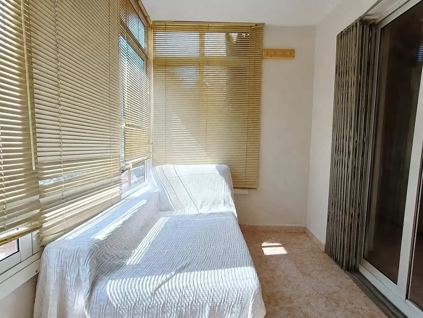 Bedroom of Flat for sale in Alicante / Alacant  with Air Conditioner, Terrace and Furnished