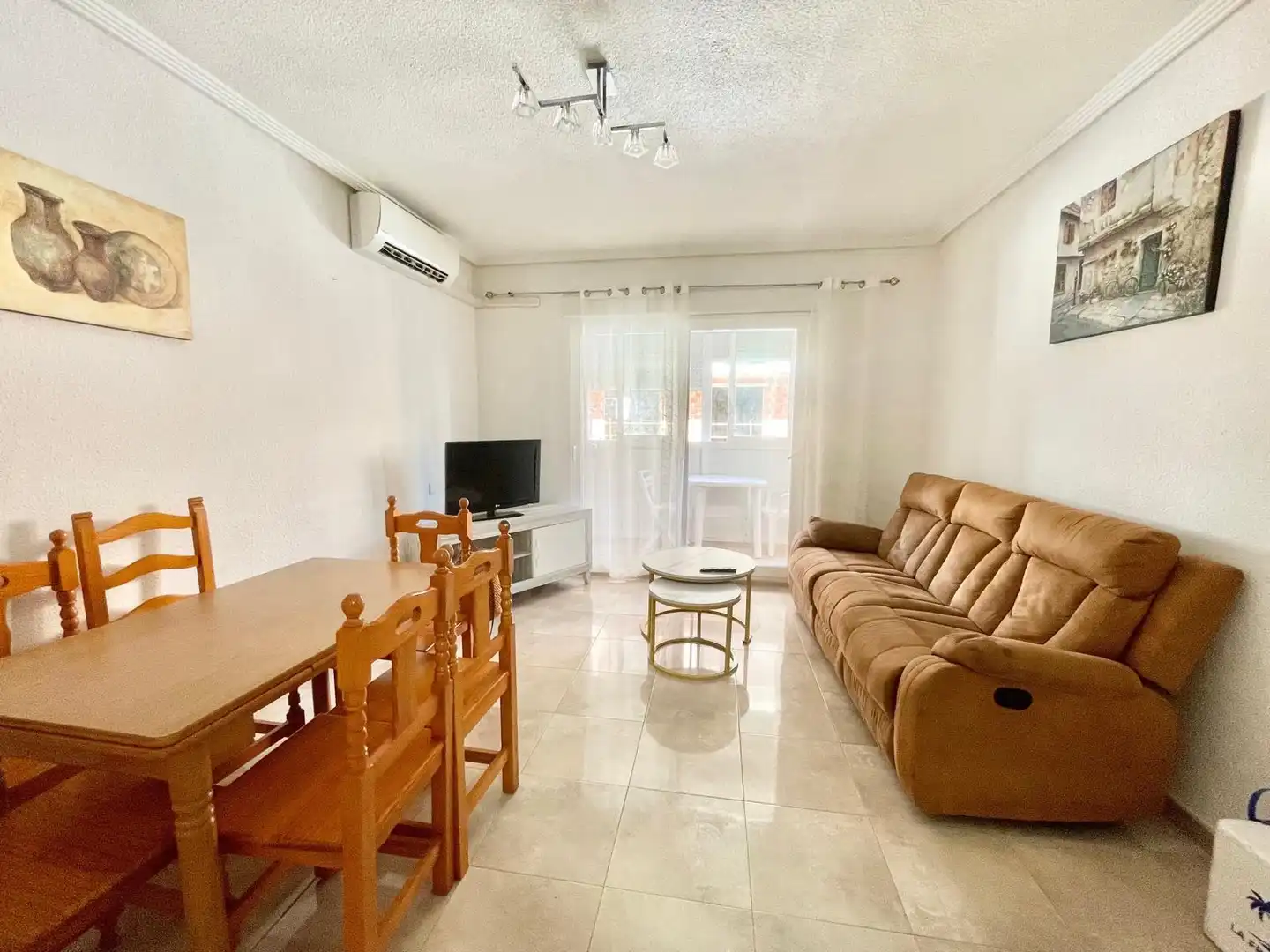 Living room of Apartments for rent in Torrevieja  with Air Conditioner, Heating and Furnished