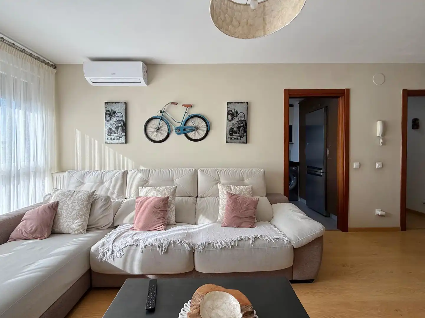 Living room of Flat for sale in Tudela  with Air Conditioner, Heating and Parquet flooring