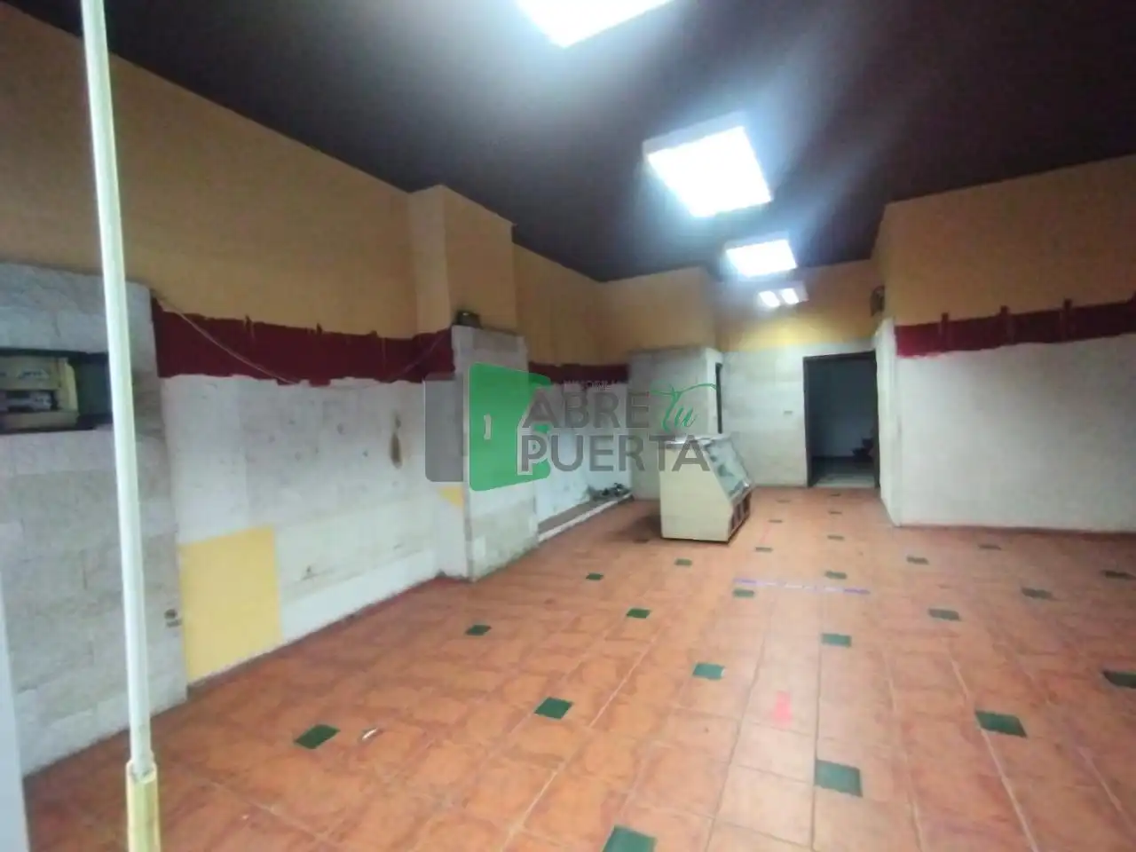 Local comercial de lloguer a San Rosendo, imagen 2