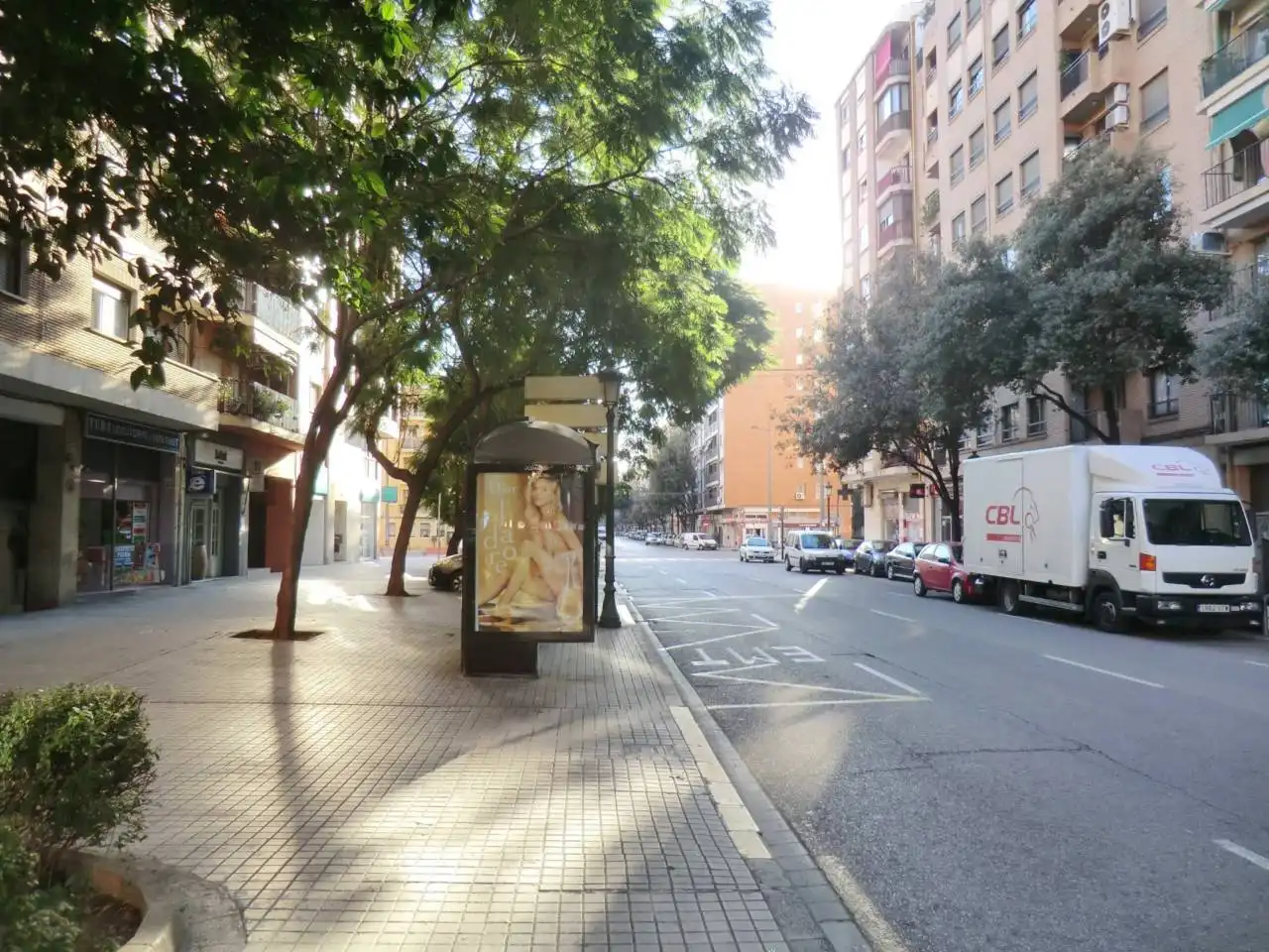 Außenansicht von Garage zur Miete in Valencia