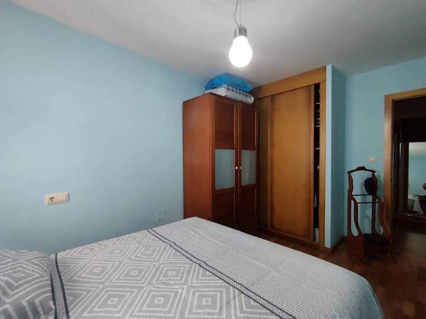 Schlafzimmer von Wohnung zum Verkauf in Betanzos mit Ofen und Balkon