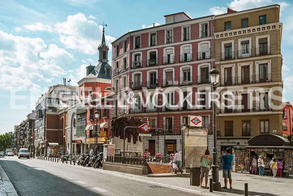 Vista exterior de Piso en venta en Madrid con Aire acondicionado y Calefacción