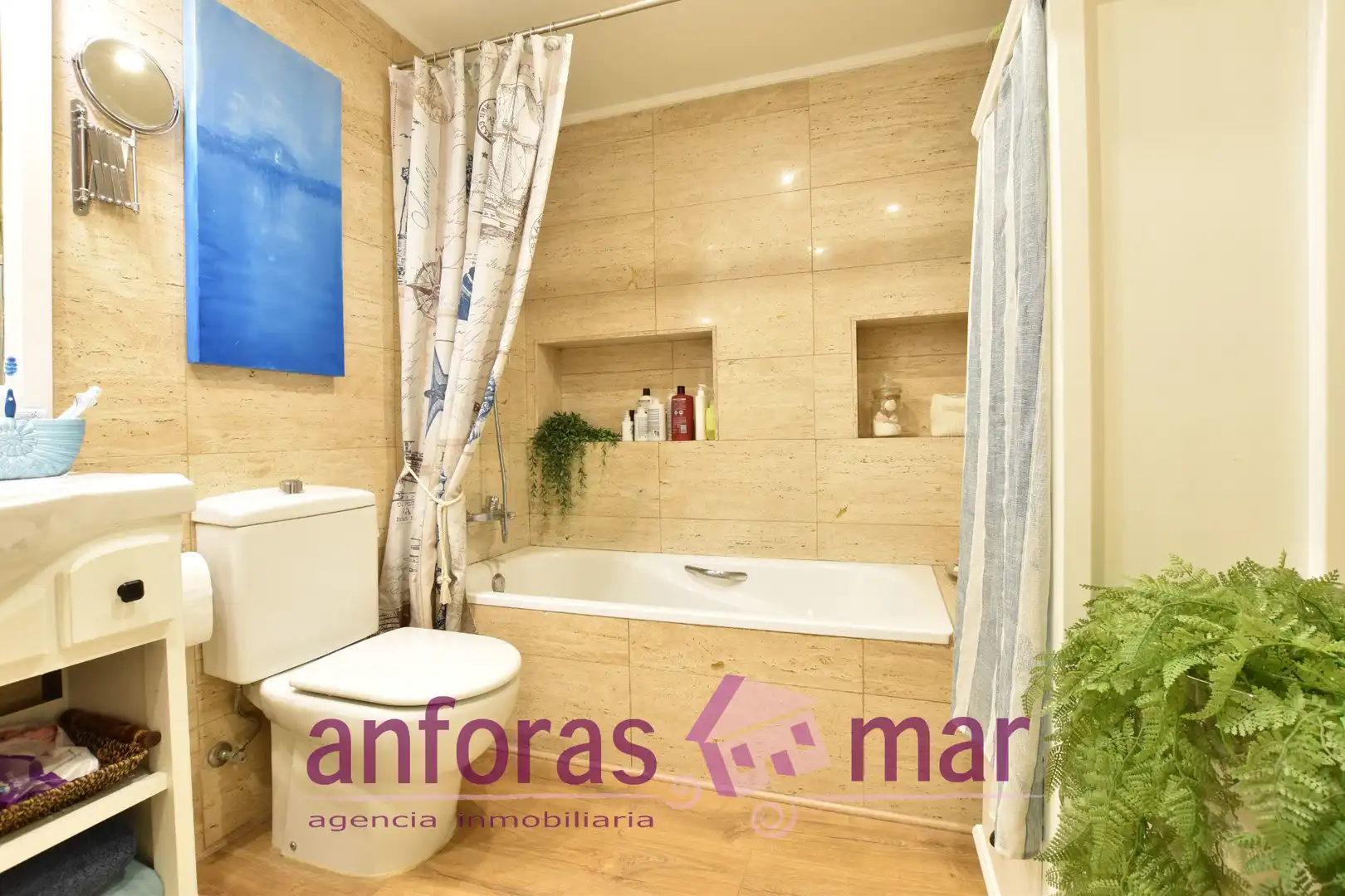 Baño de Piso en venta en Torredembarra con Aire acondicionado, Calefacción y Terraza