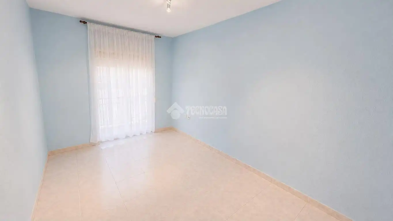 Schlafzimmer von Wohnung zum Verkauf in Pinto mit Balkon