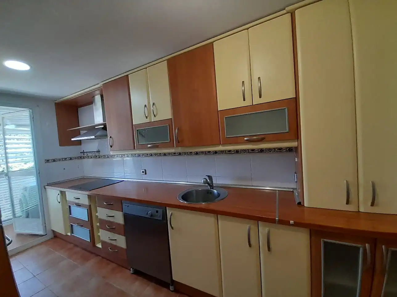 Kitchen of Flat for sale in Madrid  with Air Conditioner, Heating and Storage room