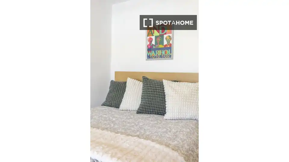 Schlafzimmer von Wohnungen zur untervermieten in Paterna mit Klimaanlage, Terrasse und Möbliert